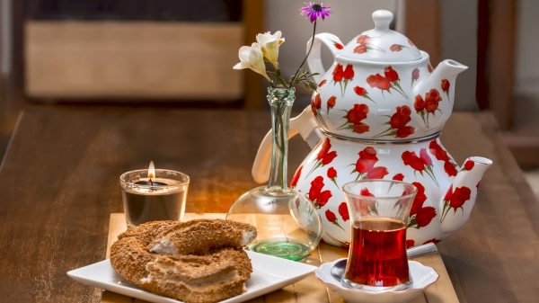 擁有悠久茶文化的土耳其，喝茶早已成為當地人民生活中常見的景象。