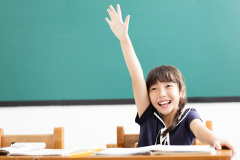 11歲伊朗天才少女智商竟比愛因斯坦高(圖)