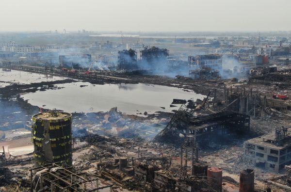 “321”江苏响水化工厂特大爆炸事故现场。