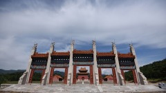 唐山大地震全城房屋倒塌這地方卻安然無恙(視頻)