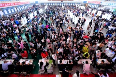 中國840萬大學生畢業這個過程「水分」太多(圖)