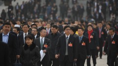 媒體提問觸及敏感點人大代表們慌了(圖)