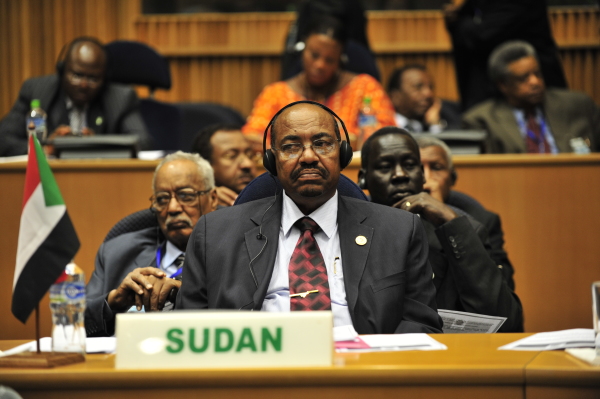 通知苏丹长达30年的巴席尔被军方推翻下台。