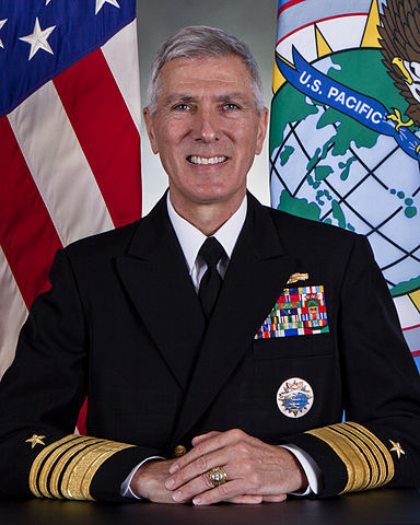 美国海军上将——山缪．琼斯．山姆．洛克利尔三世。