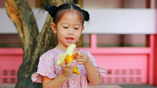 近日中國水果價格上漲，在社群軟體上有網民高喊著「水果自由」，並稱「連香蕉都要吃不起」，頓時成為熱搜話題。圖文無關。