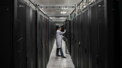 谁把华为逼上了绝路15年“备胎”能倒转乾坤吗(图)