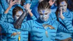 奇特的蓝色家族拥有蓝色皮肤(图)