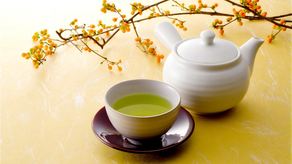 茶具有清头目、除心烦、化痰、消食、利尿、解毒等功效。