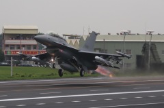 亞洲最強中輕型F-16V戰機美售台6大看點(組圖)