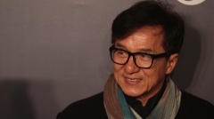 成龍爭當「護旗手」被諷專演英雄的人渣(圖)