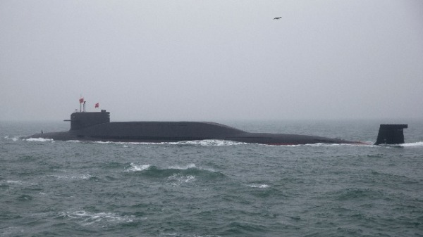 2019年4月23日，一艘中共094型戰略核潛艇出現在山東青島海域附近。