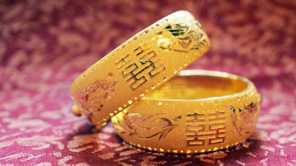 七夕佳節剛過，「結婚率新低」、「上海結婚率全國最低」卻成為微博上的熱搜話題