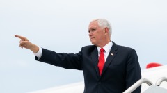 反暴力彭斯警告北京盧比奧威懾廢除《香港關係法》(圖)