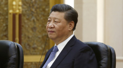 全世界都在看他笑话有人劝习：再不回头万事休(图)