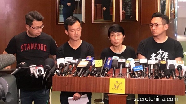 香港民主派呼吁特首林郑月娥出来面对学生，回应五大诉求，解决管治危机。（图片来源：周秀文）