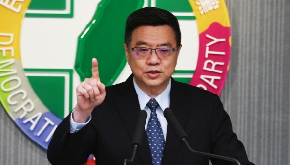 民進黨主席卓榮泰說，香港衝突能有效化解，完全在於北京一念之間；他也向中國領導人習近平喊話「請千萬不要再製造另一場歷史的錯誤」。