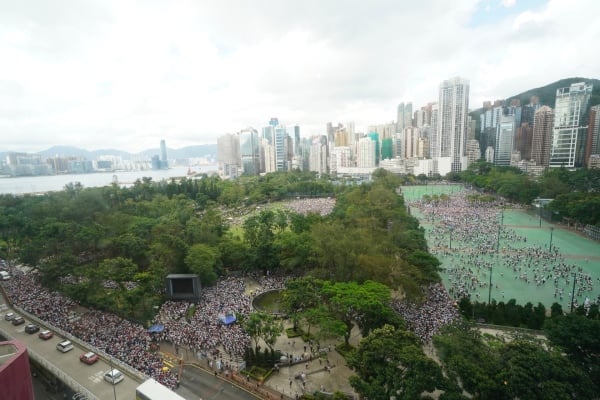 香港反送中大遊行參與市民預估破50萬
