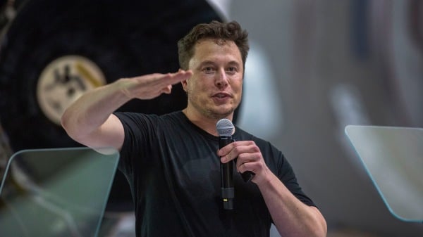 全球首富、特斯拉（Tesla）电动车和 SpaceX太空火箭的首席执行官埃隆・马斯克（Elon Musk）。（图片来源：DAVID MCNEW/AFP/Getty Images）