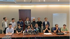 民主派谴责港警纵容黑帮恐袭促警务处长下台(图)