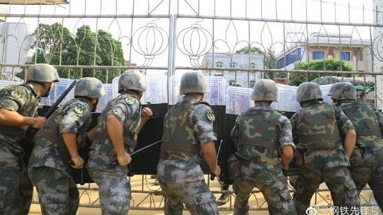 陆军第74集团军在广东湛江举行反恐演习，被指与香港局势有关。