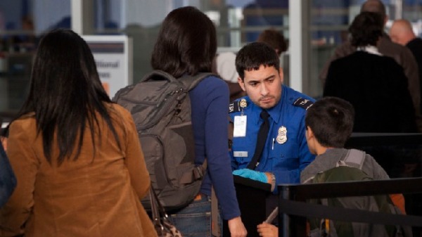 美國大學開學之際，洛杉磯國際機場連續傳出了十多名來自大陸的留學生被拒入境並且原機遣返中國。圖文無關。