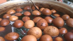 色澤灰綠的茶葉蛋到底有沒有毒(圖)