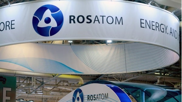 俄羅斯國營核子企業（Rosatom）在巴黎附近Le Bourget举行的世界核展览期间的标识。