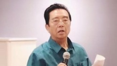 80岁李双江为捞金坚持站讲台近照大变样(图)