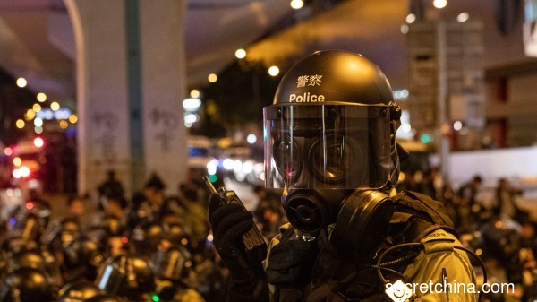 香港警察暴力执法早已引发众怒。