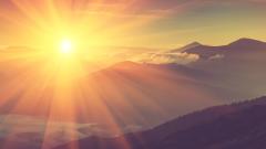 灵魂游历天堂和光构成的神在一起(图)