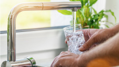 瓶裝水與自來水哪種飲水更安全(組圖)