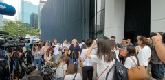 【高清記錄】香港眾志交代黃之鋒周庭被捕(視頻)