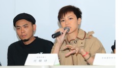 音乐人撑香港何韵诗：演艺圈多人恐惧活着