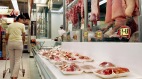 中國豬肉價格太高賣肉老闆都不好意思了(圖)