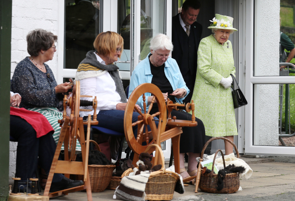 美游客偶遇英女王认不出 问：你见过女王吗？