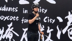 区议员离职潮下张秀贤留任冀轰轰烈烈地完结(图)