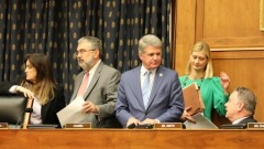 美参众院外委会通过香港法案授权政府制裁侵权者(图)