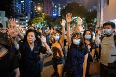 【反送中】不畏濫捕堅持抗暴(圖)