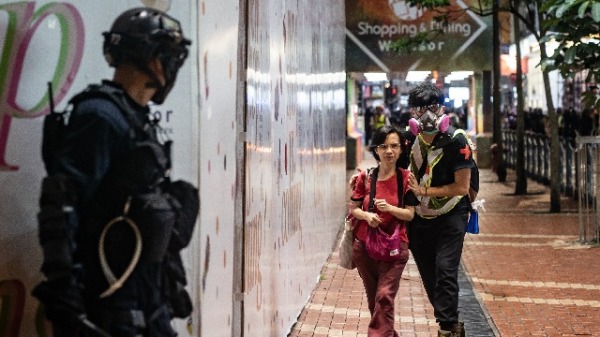 香港行政长官林郑月娥坚持声称香港警察绝对公正。